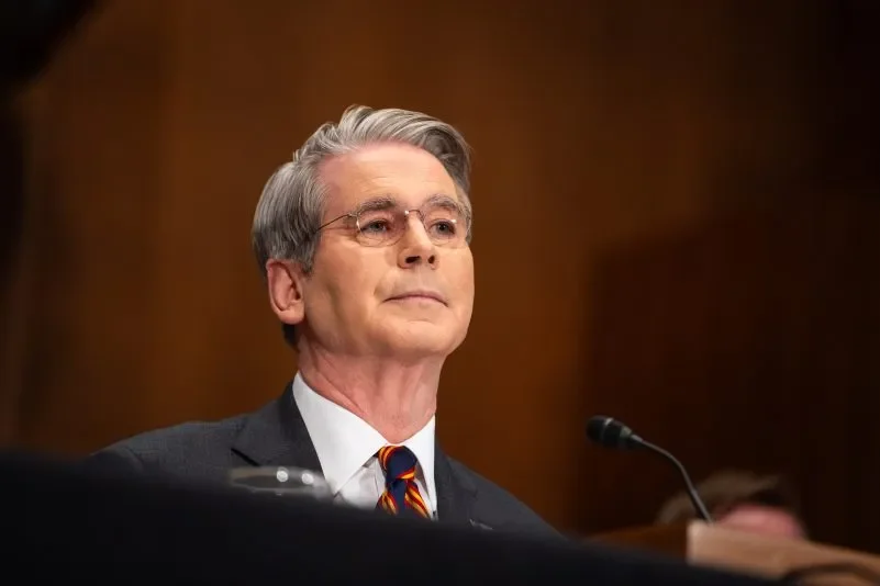 Crisis en Irán: dirigentes del régimen intentan poner a salvo su dinero