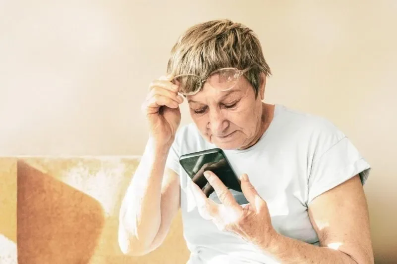 Presbicia: principales factores de riesgo y siete remedios naturales