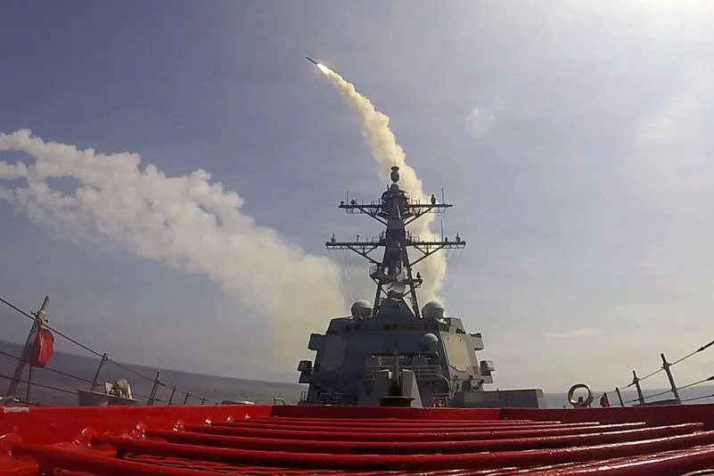 Las capacidades iraníes de misiles balísticos se reducen: 2000 objetivos atacados y 17 buques de guerra hundidos