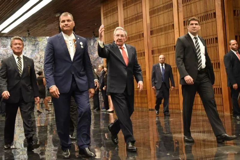 Por qué Ecuador expulsó al cuerpo diplomático cubano: Arturo Torres revela las claves de la decisión