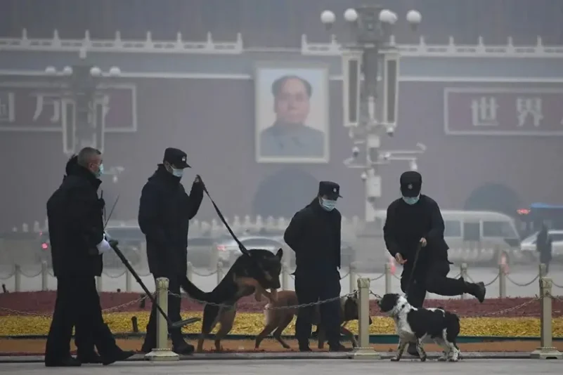 La sombra de Mao se cierne sobre China 50 años después